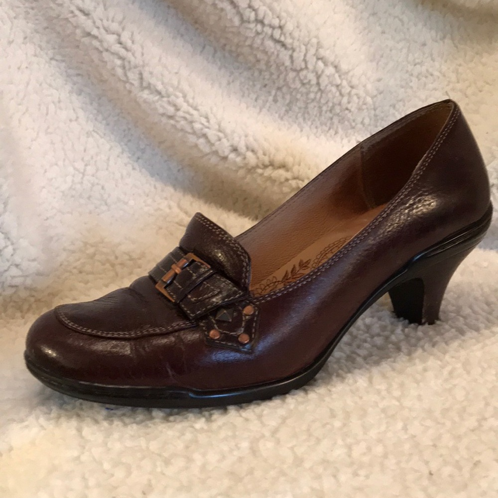 Soft loafer heels.